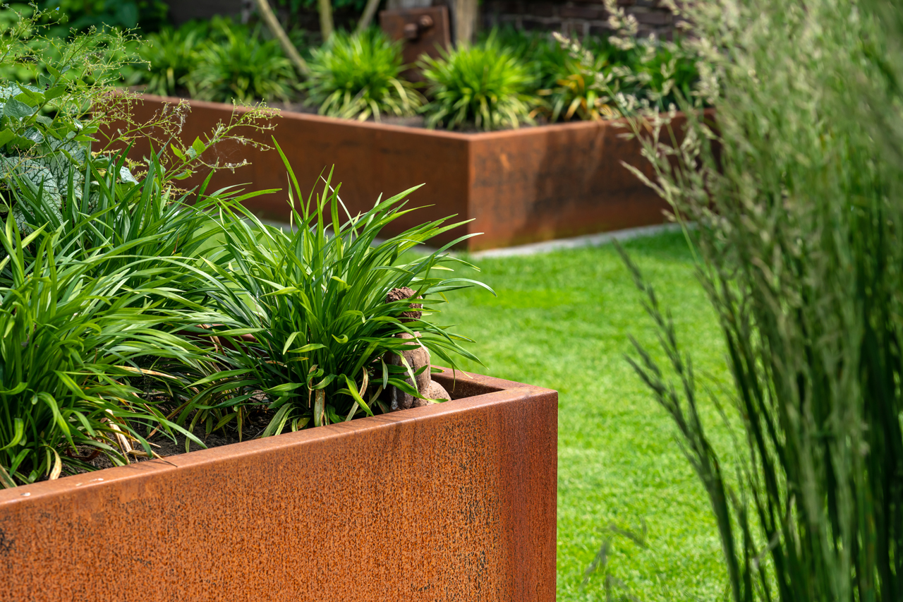 CARREZ mit Rädern - Corten Stahl